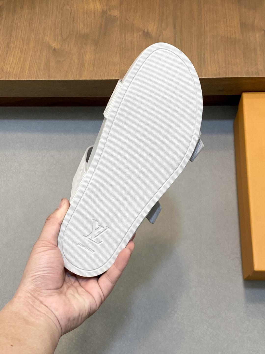 Louis Vuitton White Monogram Embossed Bread Sandals, Comfortable & Fashionable 6 cmp i1744910522970 3083 0 4