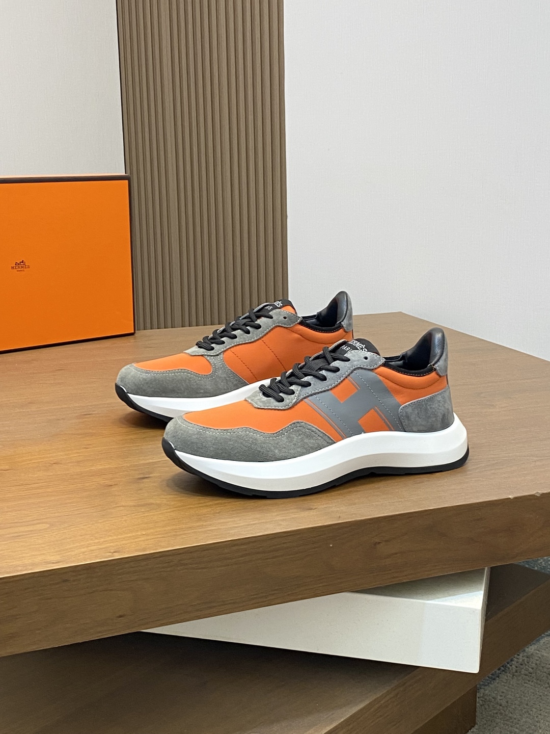 Hermès Haru Color Block Thick Sole Sneakers, Calfskin Leather, Urban Style 4 cmp i1744998654622 5329 0 2