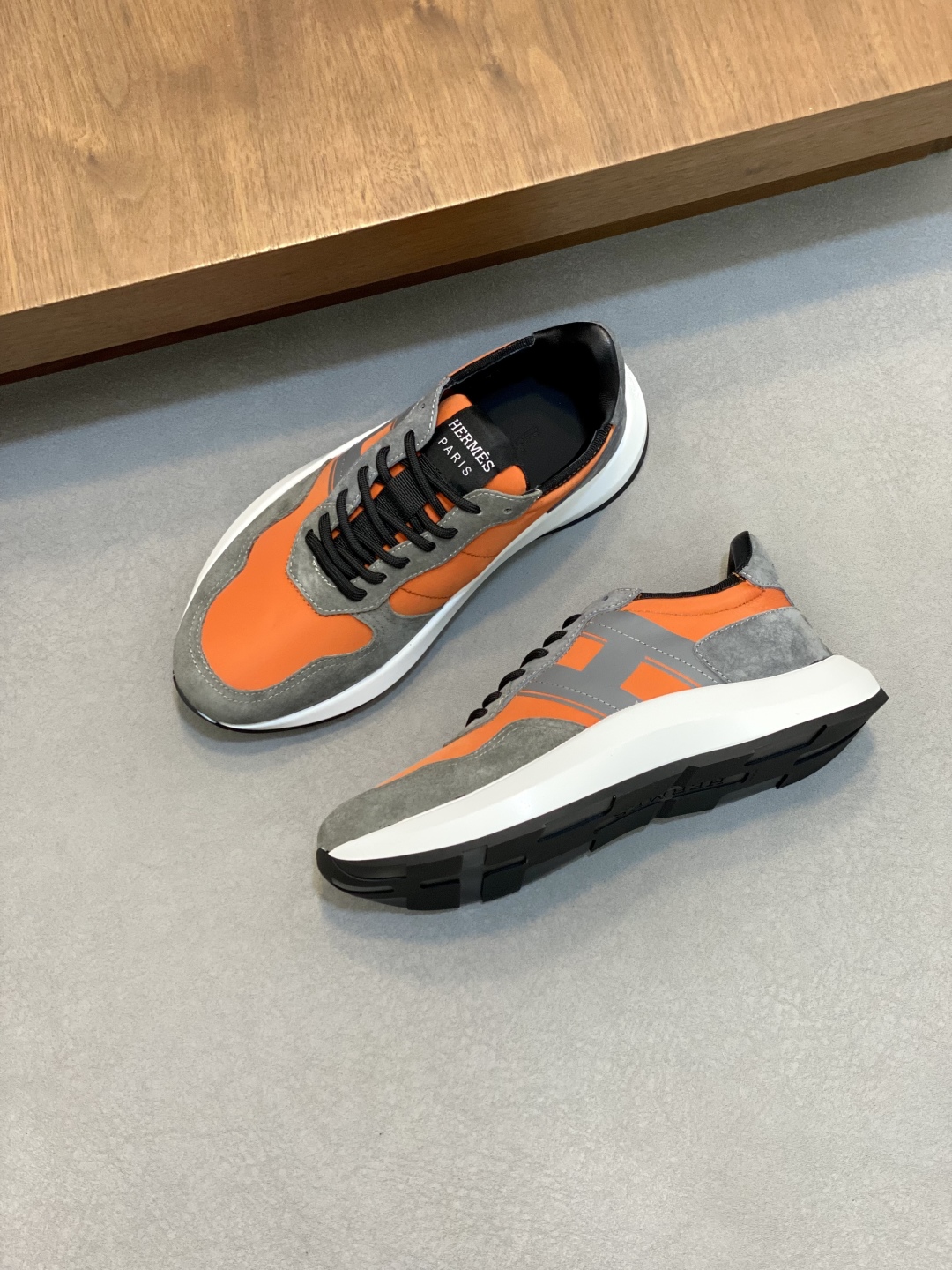 Hermès Haru Color Block Thick Sole Sneakers, Calfskin Leather, Urban Style 6 cmp i1744998654626 5923 0 4
