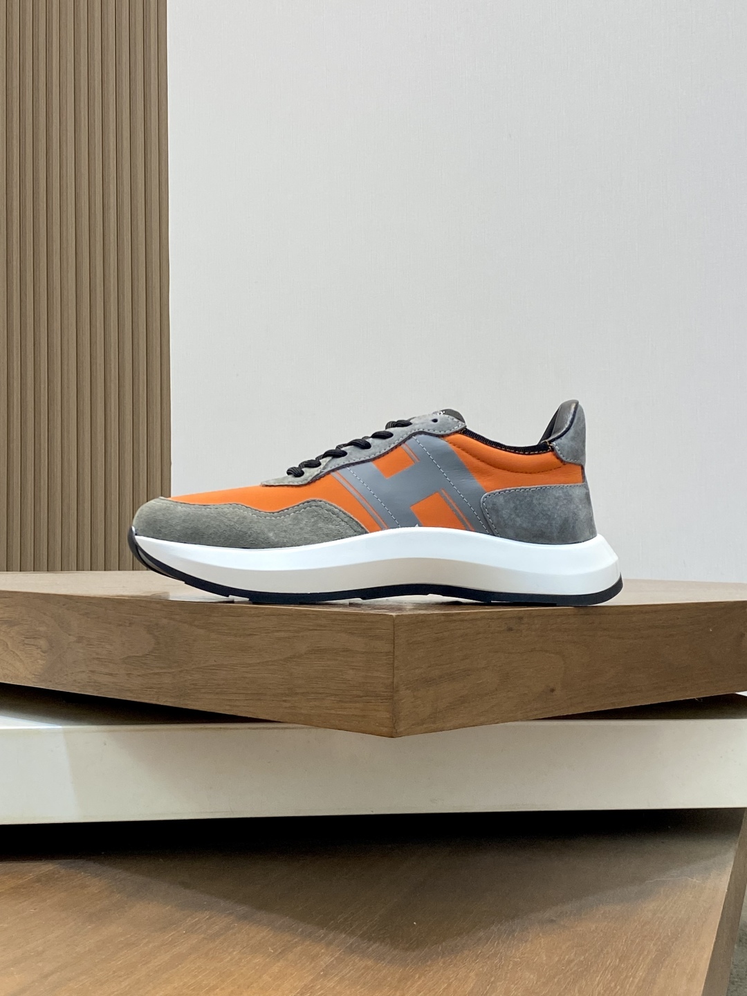 Hermès Haru Color Block Thick Sole Sneakers, Calfskin Leather, Urban Style 3 cmp i1744998701072 9579 0 1