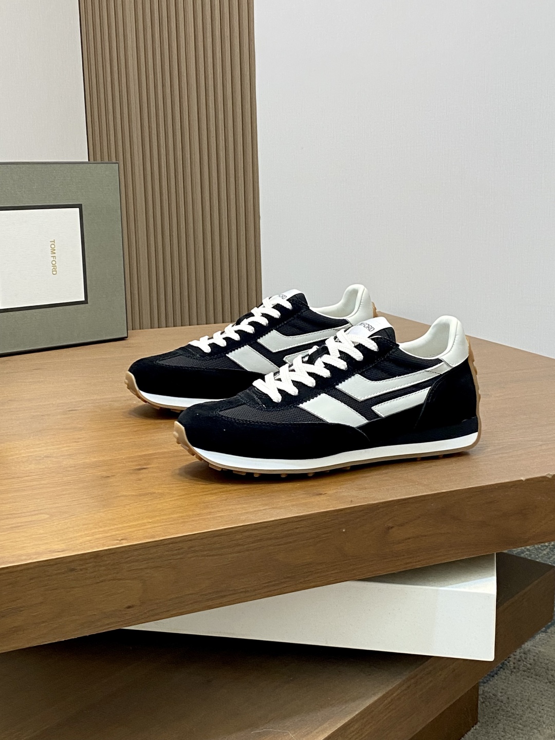 TOM FORD Men's Low-Top Retro Sneakers - Stylish Casual Shoes, Size 39-44 4 cmp i1745037965569 9199 0 2
