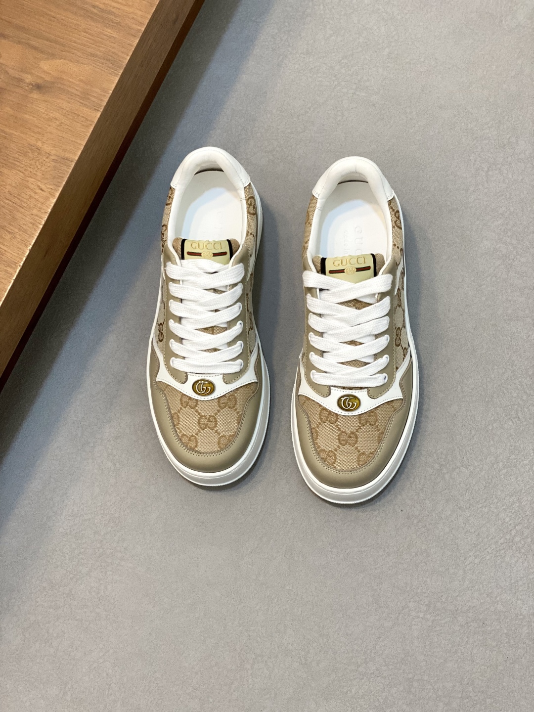 Gucci Leather Sneakers With Embroidered Logo, Luxurious Calfskin Shoes 1 Gucci Leather Sneakers With Embroidered Logo, Luxurious Calfskin Shoes