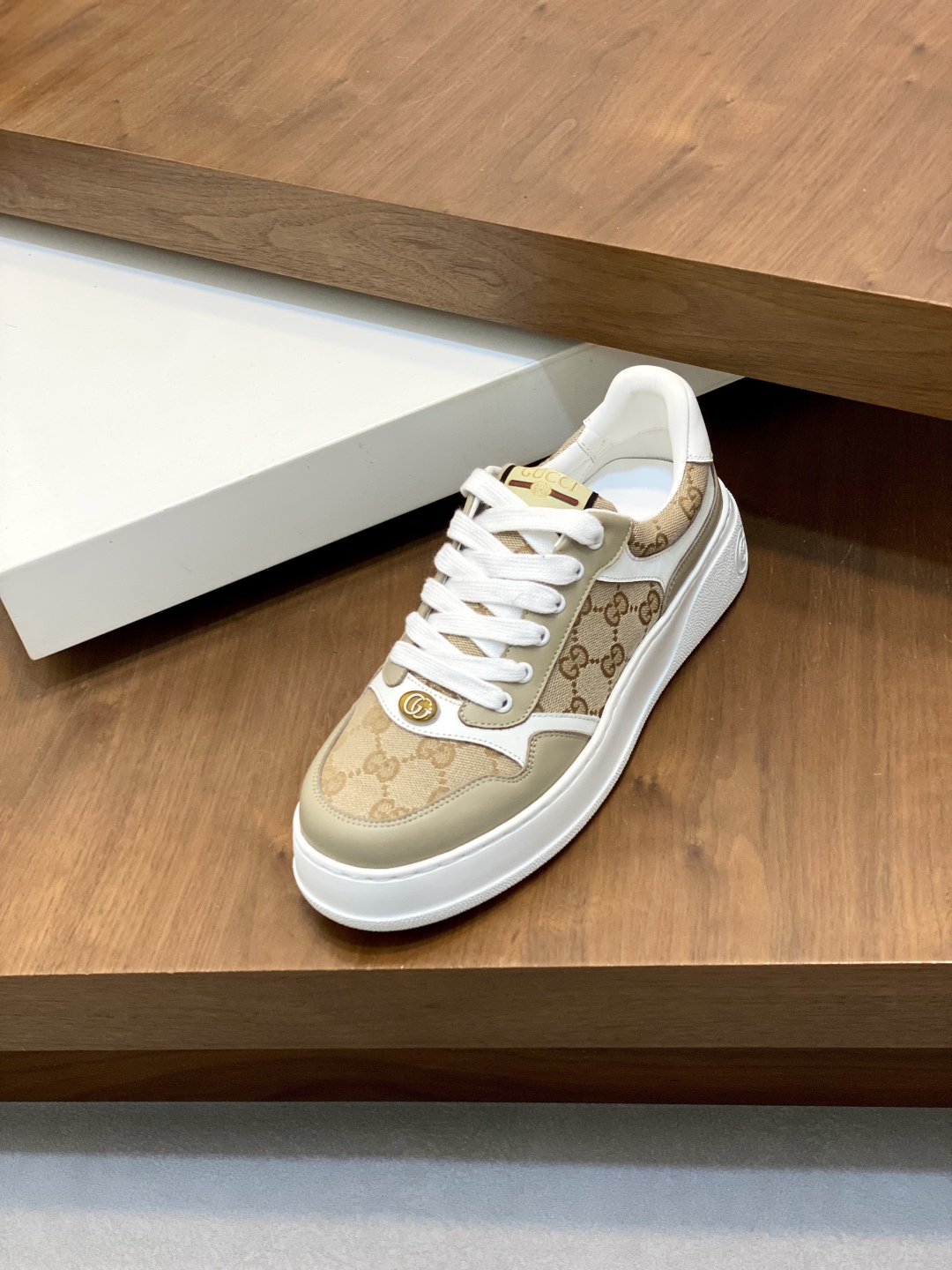 Gucci Leather Sneakers With Embroidered Logo, Luxurious Calfskin Shoes 7 cmp i1745253808056 5864 0 5