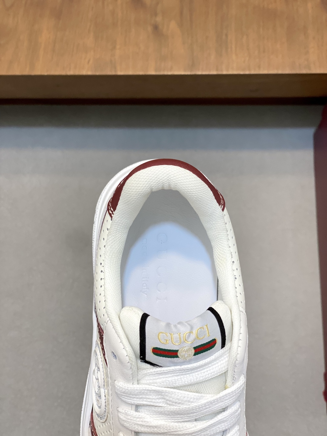 Gucci Leather Low-Top Sneakers, Women's Fashionable Athletic Shoes Size 39-44 8 cmp i1745253970913 7177 0 6