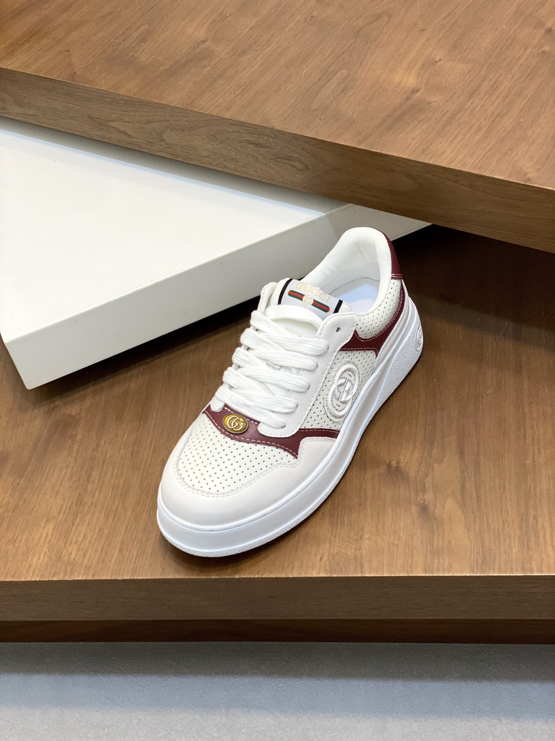 Gucci Leather Low-Top Sneakers, Women's Fashionable Athletic Shoes Size 39-44 7 cmp i1745254262727 5974 0 5