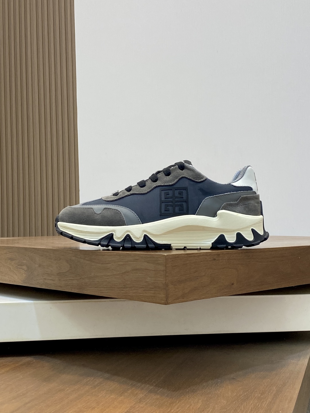 GIVENCHY Men's GIV 1 Leather Sneakers - Stylish & Comfortable, Height Increasing 3 cmp i1745426141009 7079 0 1