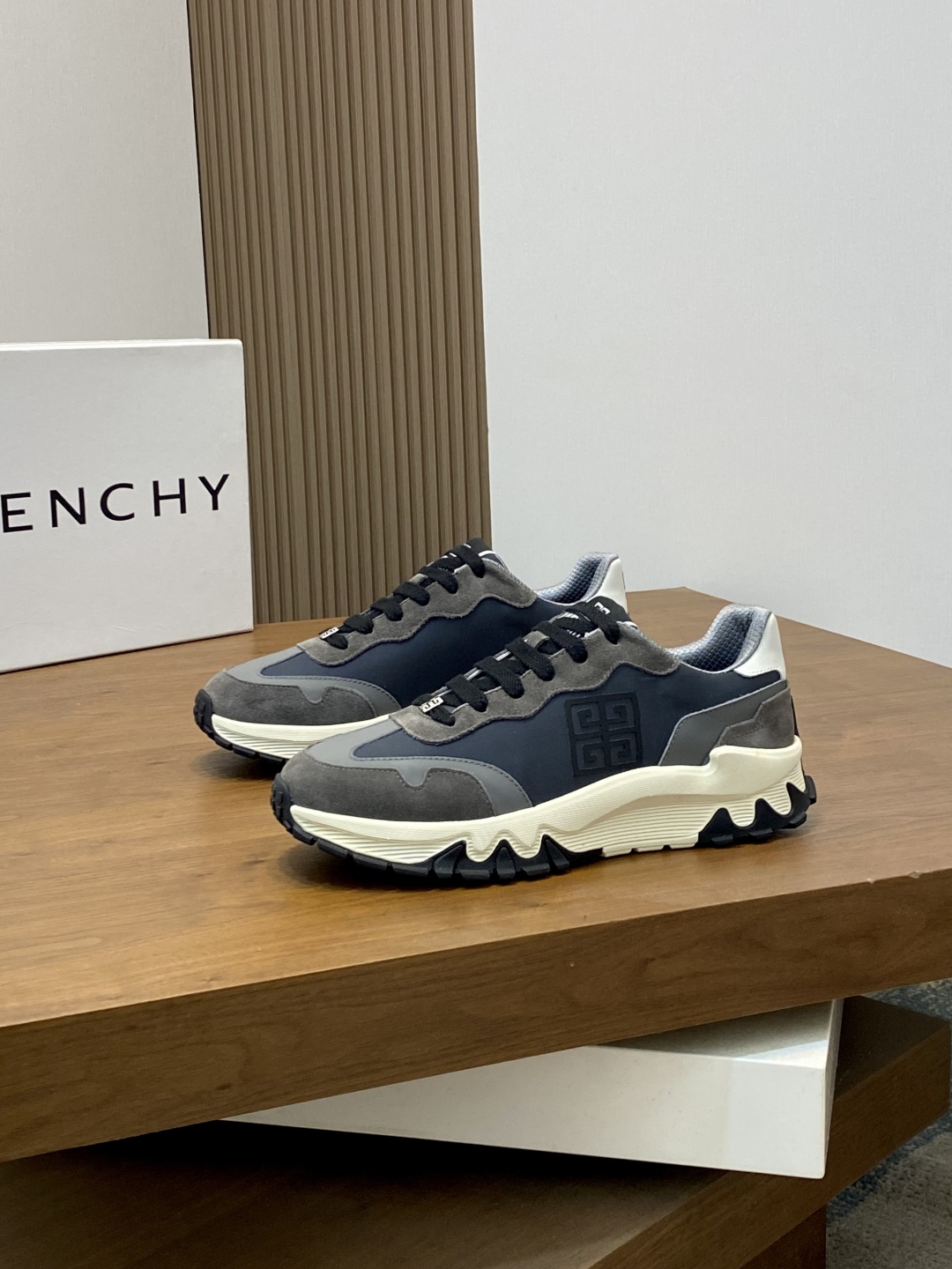 GIVENCHY Men's GIV 1 Leather Sneakers - Stylish & Comfortable, Height Increasing 4 cmp i1745426168516 3712 0 2
