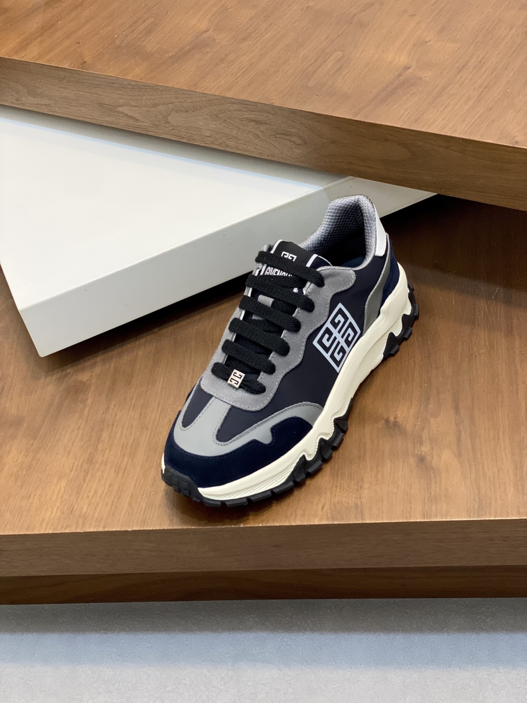 GIVENCHY Men's Thick Sole Height Increasing Casual Sneakers - Stylish & Comfortable 7 cmp i1745426209572 2484 0 5