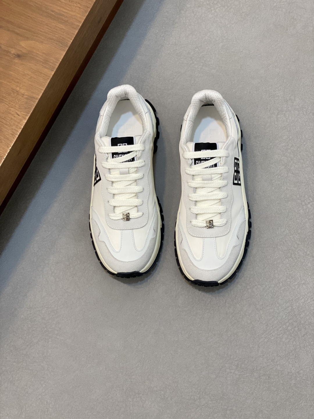 Giv *y Men's White Leather Platform Sneakers with 4G Logo 2 cmp i1745426615202 2441 0 0