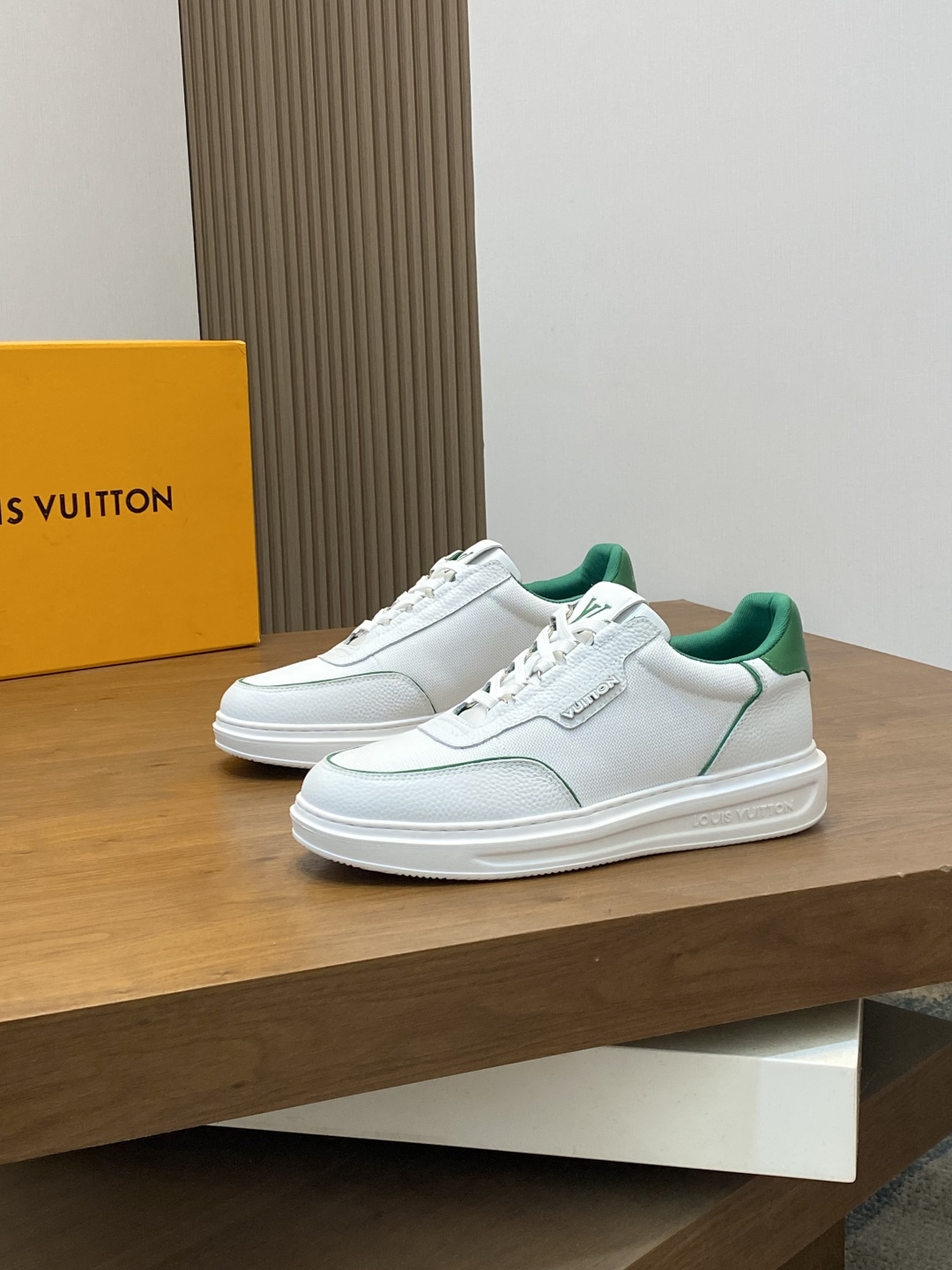 Men's Designer Inspired Leather Sneakers Casual Lightweight Walking Shoes 4 cmp i1745430166896 864 0 2