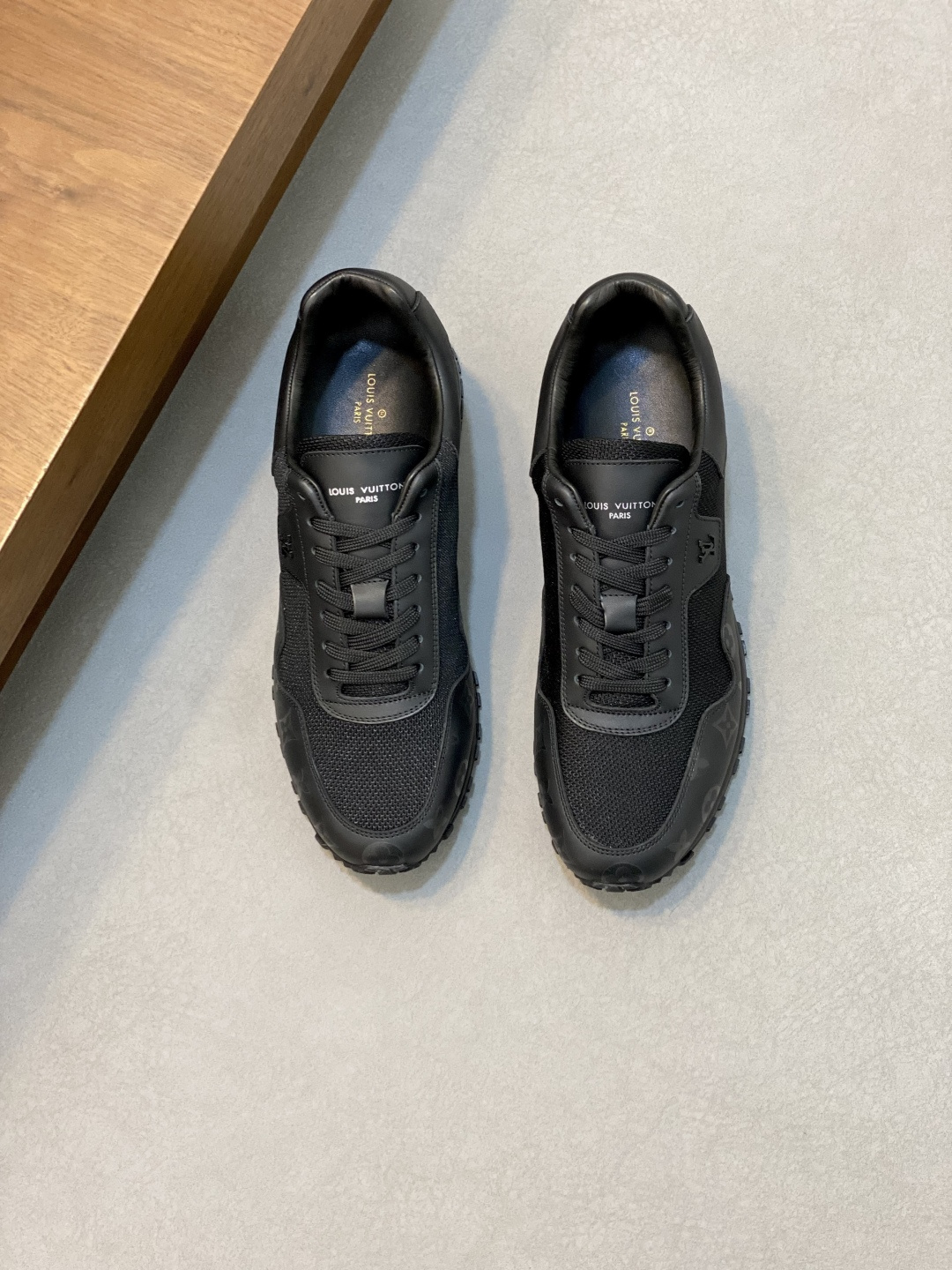 NO:223259,Brand LOUIS VUITTON original color matching code number 39-44 customized 38.45 price Material new Louis Vuitton casual shoes!  Original single-quality Labon craft upper is made of soft cowhide, cowhide inner cowhide, fashionable cowhide footbed style, simple and atmospheric original outsole, Louis Vuitton, louis vuitton, louis vuitton, cowhide19860909品牌LOUIS VUITTON 颜色原版配色 码数39-44定做38.45 价格 材质路易威登新款 休闲鞋！原单品质拉邦工艺鞋面采用柔软牛皮拼接 牛皮内里 牛皮垫脚版型时尚 简单大气原版大底,路易威登,louis vuitton,louis vuitton,cowhide,Men's shoes