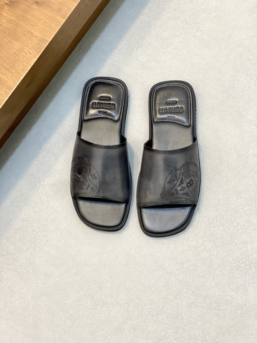 Berluti Men's Leather Sandals, Hand-Painted, Comfortable & Stylish 1 Berluti Men's Leather Sandals, Hand-Painted, Comfortable & Stylish