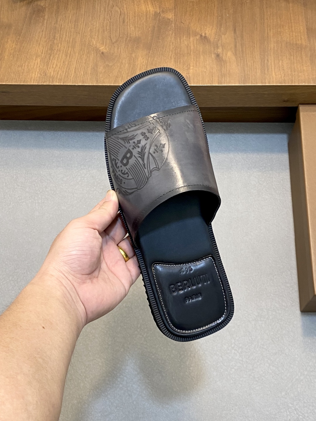 Berluti Men's Leather Sandals, Hand-Painted, Comfortable & Stylish 5 cmp i1745601145276 5724 0 3