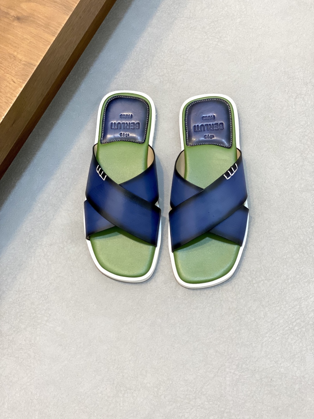 BERLUTI Men's Leather Criss-Cross Sandals Handmade Summer Beach Slippers 1 BERLUTI Men's Leather Criss-Cross Sandals Handmade Summer Beach Slippers