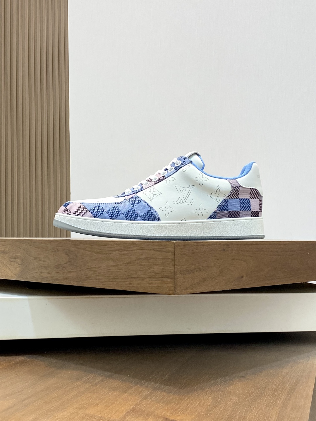 Louis Vuitton Men's Nappa Leather Sneakers with Damier Pattern, Sizes 38-44 3 cmp i1745684833621 863 0 1