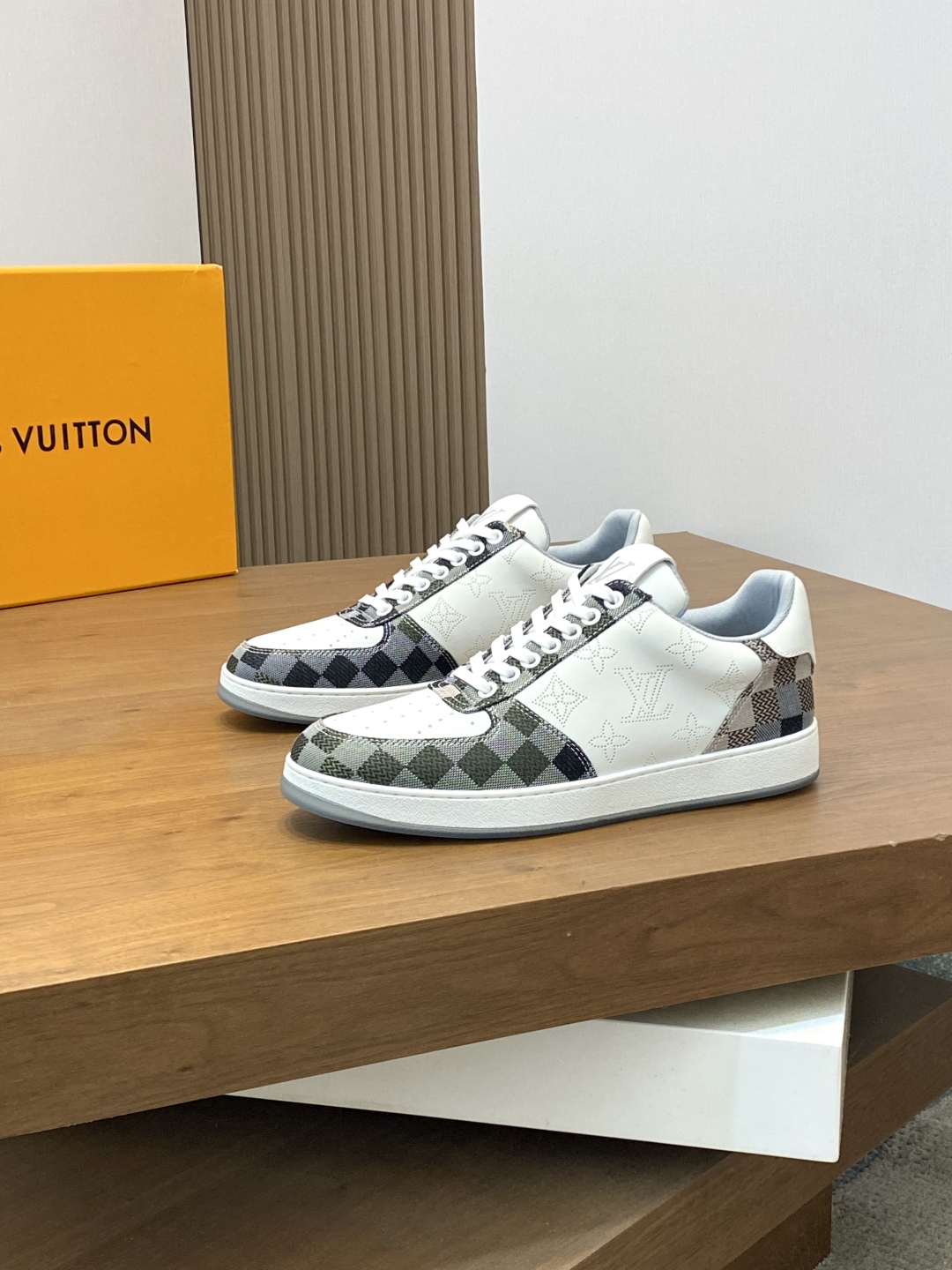 Louis Vuitton Nappa Leather Sneakers With Damier Pattern - Size 38-44 4 cmp i1745684855408 3965 0 2