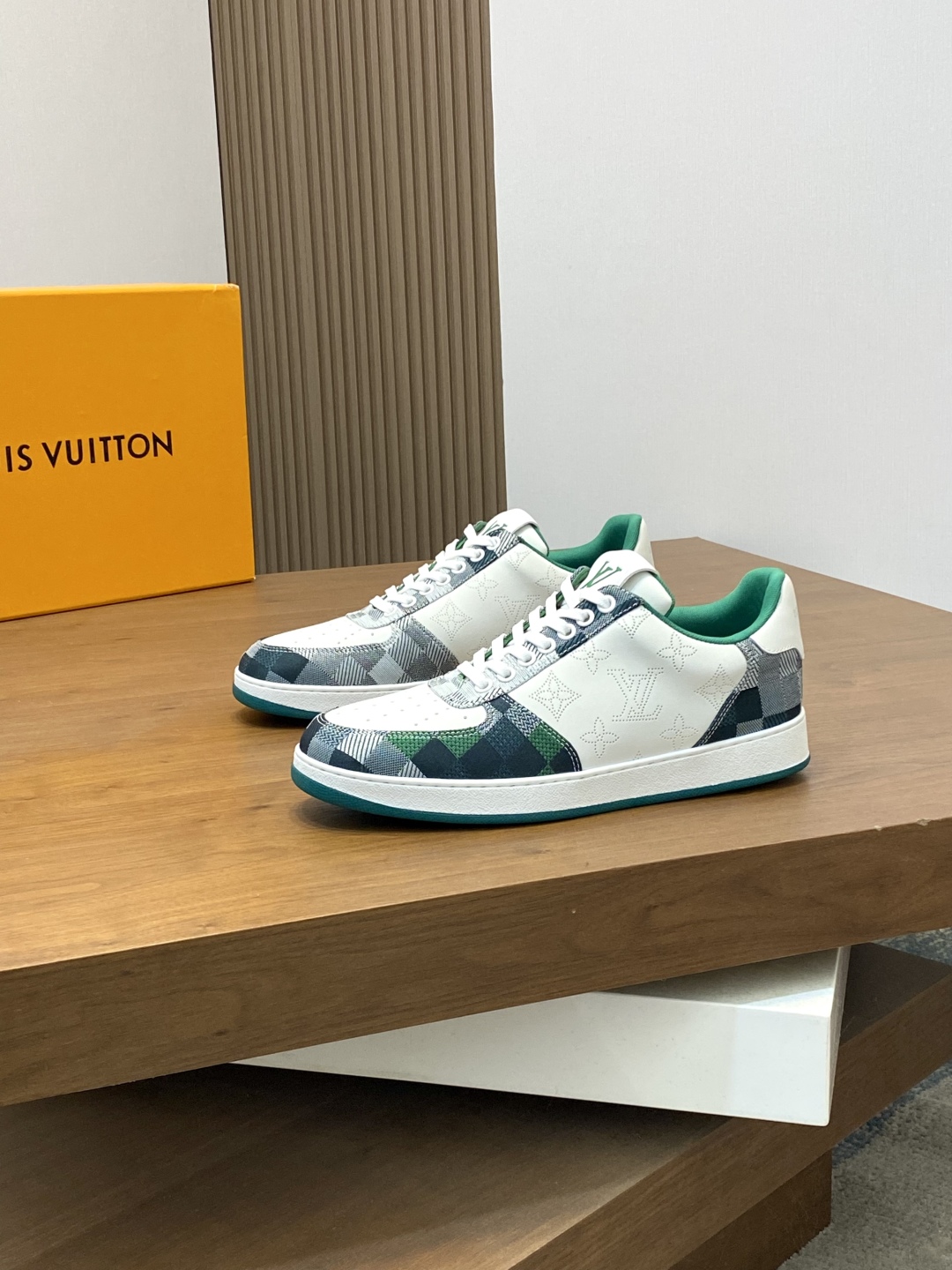 Louis Vuitton Men's Nappa Leather Sneakers with Checkered Trim - Sizes 38-44 4 cmp i1745684876784 8540 0 2