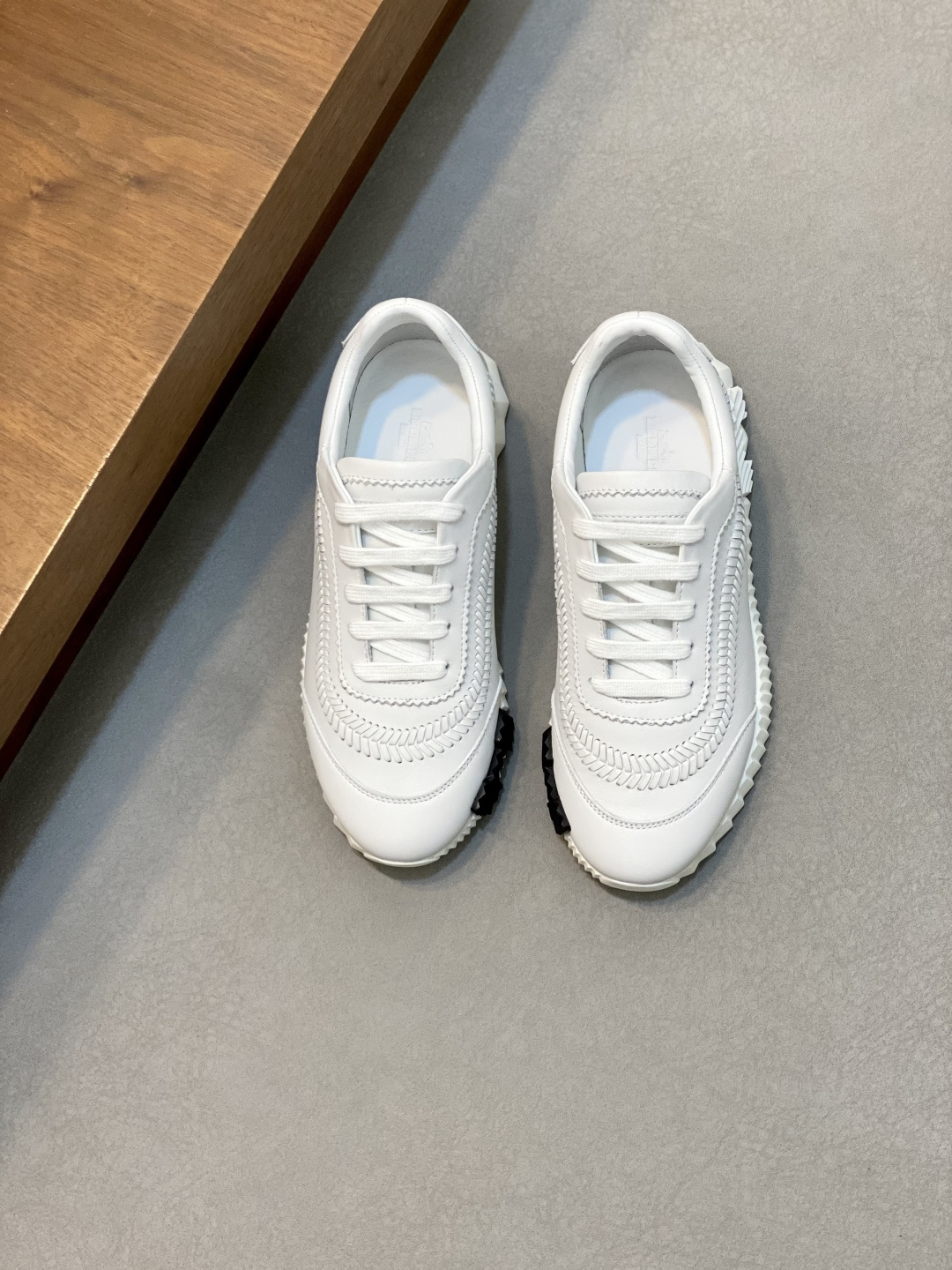 NO:222790,Brand HERMES original color matching, size 38-44 customized 45.46 price Material Hermes 2025 new model, boutique casual shoes, upper cowhide, create full cowhide footbed cowhide inner style, dynamic original Hermes comfortable sole, simple and generous sports and leisure, Hermes casual shoes, hermes, hermes, cowhide19860909品牌HERMES 颜色原版配色 码数38-44定做45.46 价格 材质爱马仕2025新款 精品 休闲鞋 鞋面牛皮打造全牛皮垫脚牛皮内里版型时尚 动感十足原版 爱马仕舒适大底 简洁大方运动休闲,爱马仕 休闲鞋,hermes,hermes,cowhide,Men's shoes