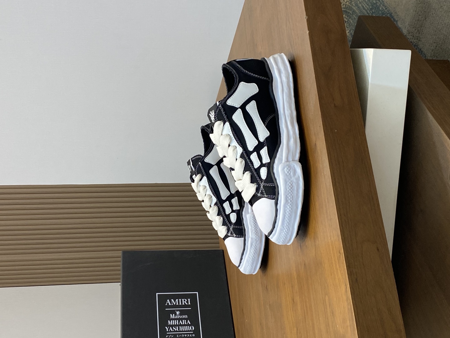 Amiri Bone Runner Low-Top Sneakers, Unisex Denim Casual Shoes 3 cmp i1745943701179 70 0 2