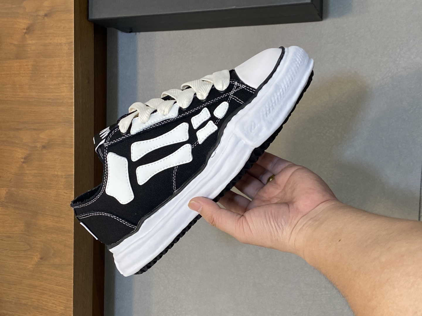 Amiri Bone Runner Low-Top Sneakers, Unisex Denim Casual Shoes 4 cmp i1745943701185 9049 0 3