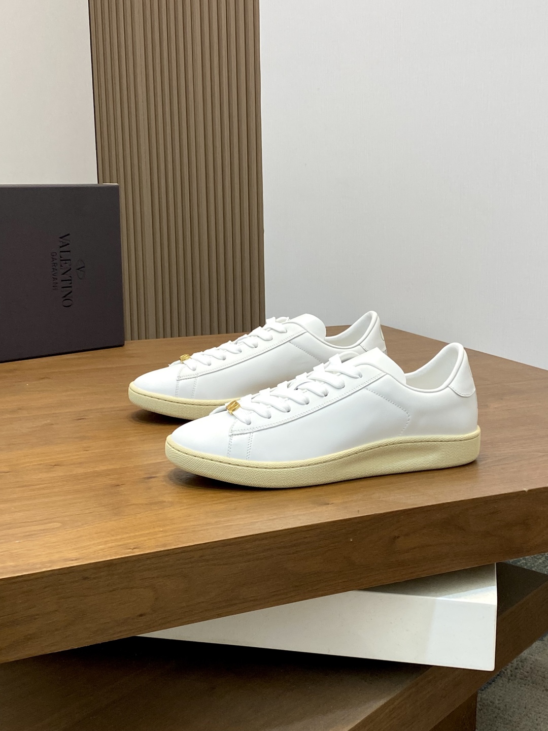 Valentino Garavani Leather Sneakers for Men - White Casual Shoes 4 cmp i1746289388800 9991 0 2
