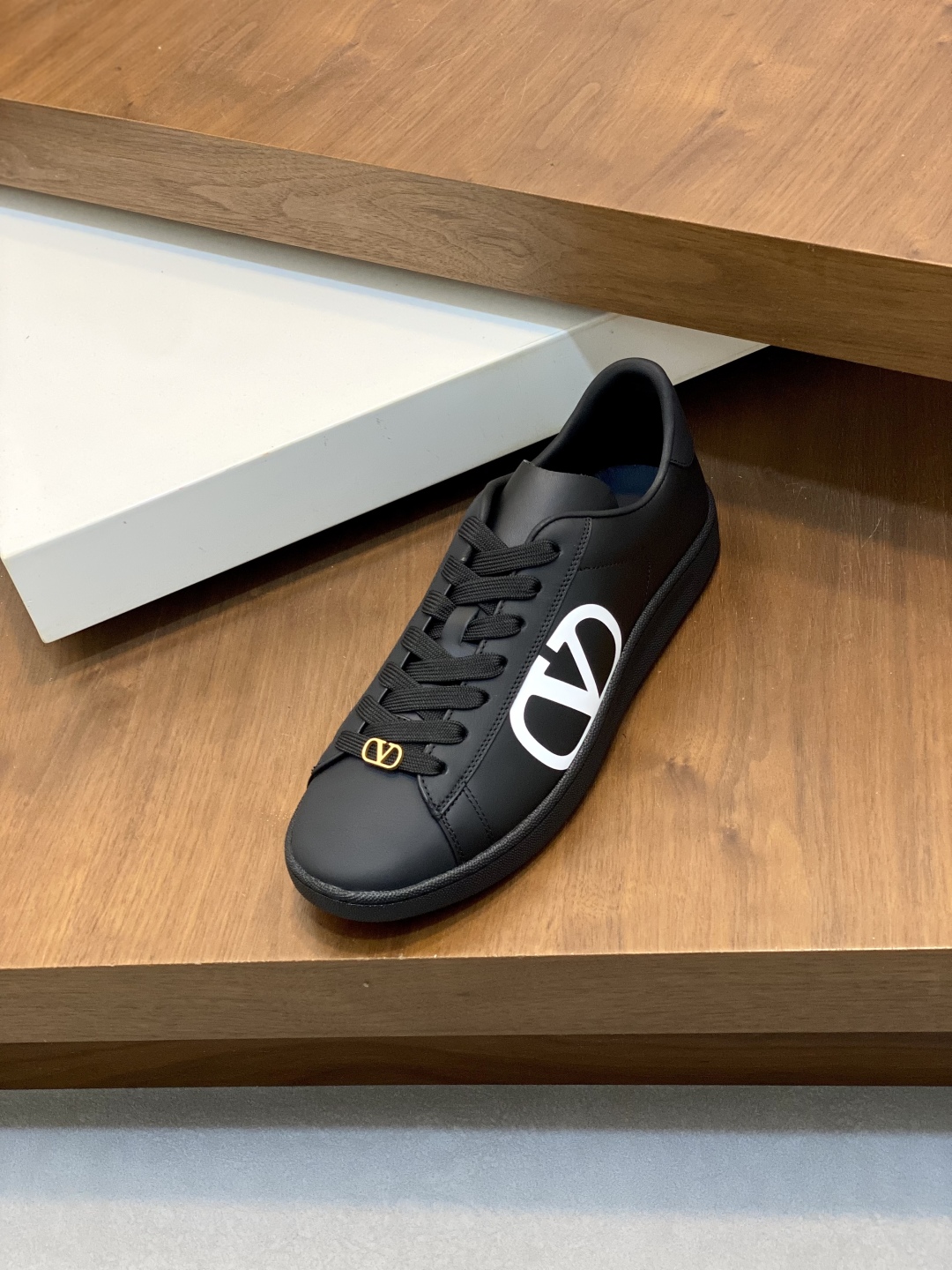 Valentino Leather Sneakers | Casual Sport Shoes | Size 39-44 7 cmp i1746289478689 1746 0 5