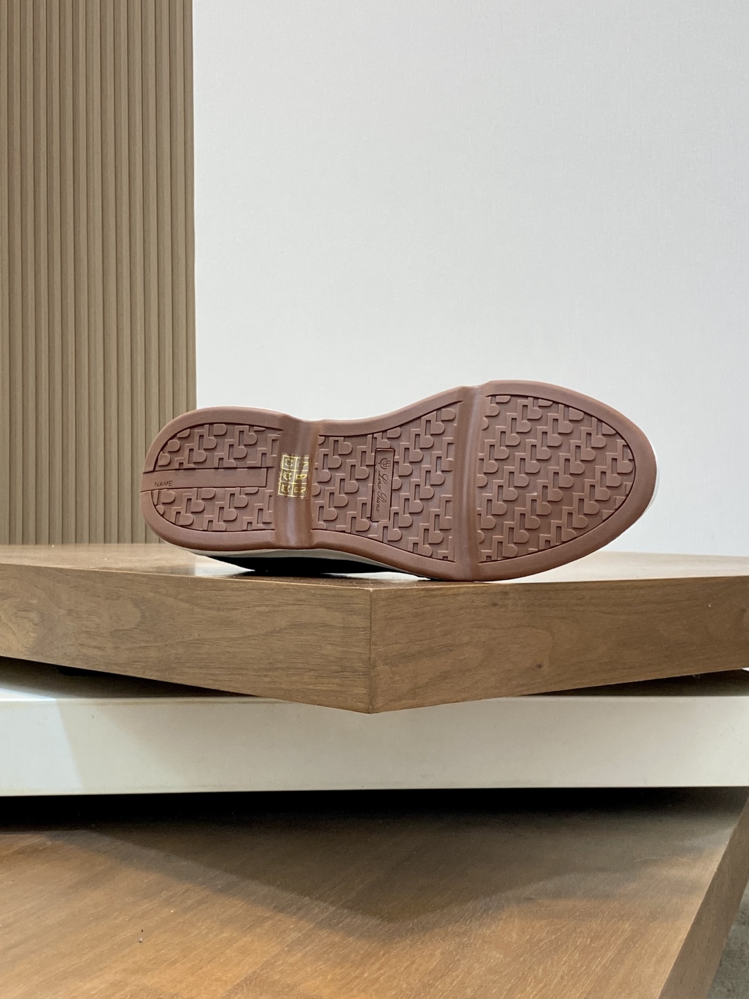 350Loropiana  LPsize ；3944 「45.46 customized」，leisurely, suelto, casual, lleno de comodidad, y un mo