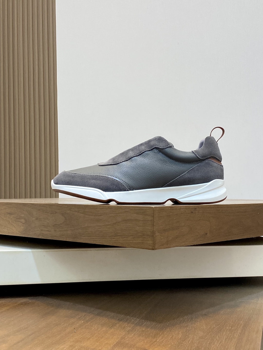 Loropiana Men's Sneakers - Luxurious Comfort, Relaxed Style, Multiple Colors 3 cmp i1746547470382 2576 0 1