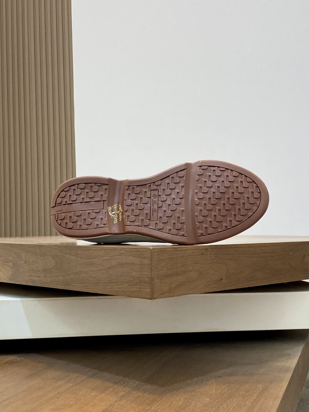 350Loropiana  LPsize ；3944 「45.46 customized」，leisurely, suelto, casual, lleno de comodidad, y un mo