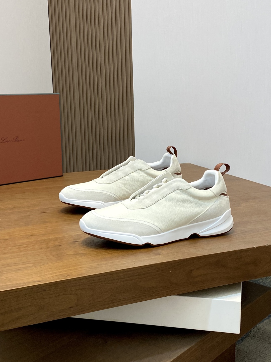 350Loropiana  LPsize ；3944 「45.46 customized」，leisurely, suelto, casual, lleno de comodidad, y un mo