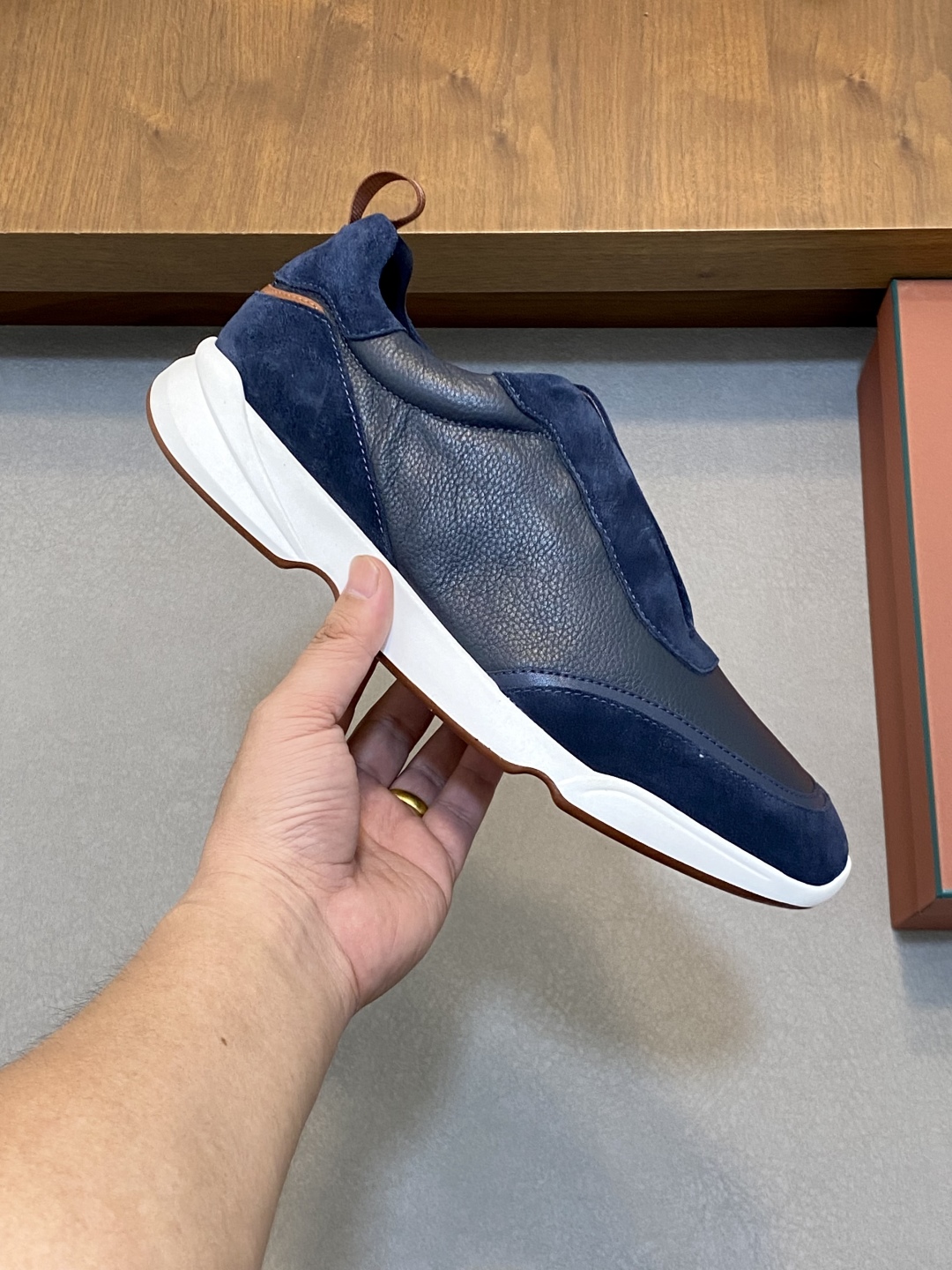 350Loropiana  LPsize ；3944 「45.46 customized」，leisurely, suelto, casual, lleno de comodidad, y un mo