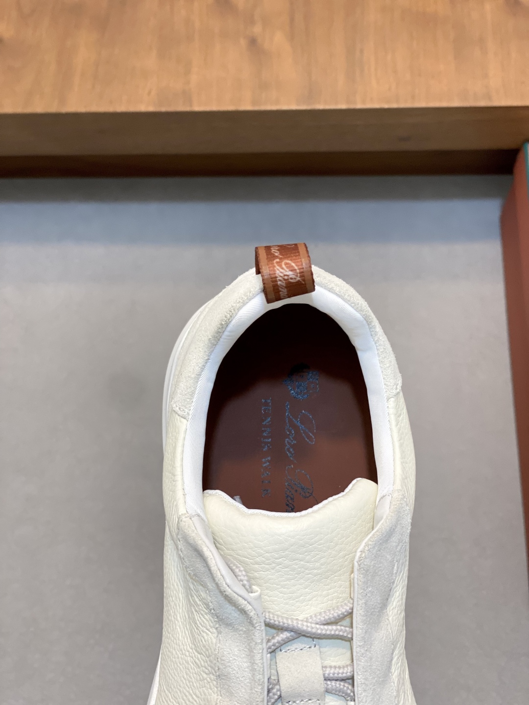 350Loropiana  LPsize ；3944 「45.46 customized」，leisurely, suelto, casual, lleno de comodidad, y un mo