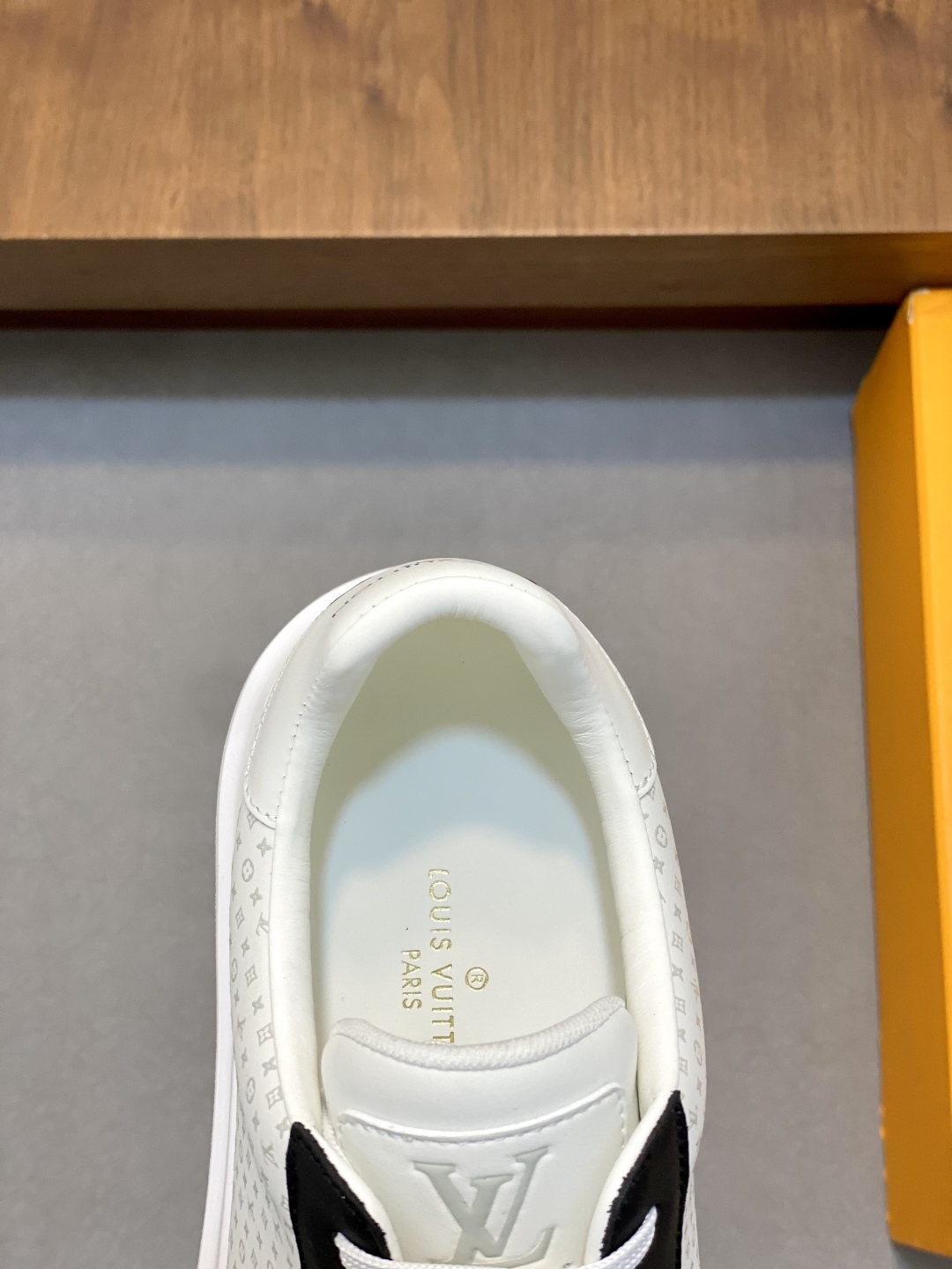 Louis Vuitton Men's Casual Sneakers - Lightweight TPU Sole, Monogram Accent 8 cmp i1746896625967 2424 0 6