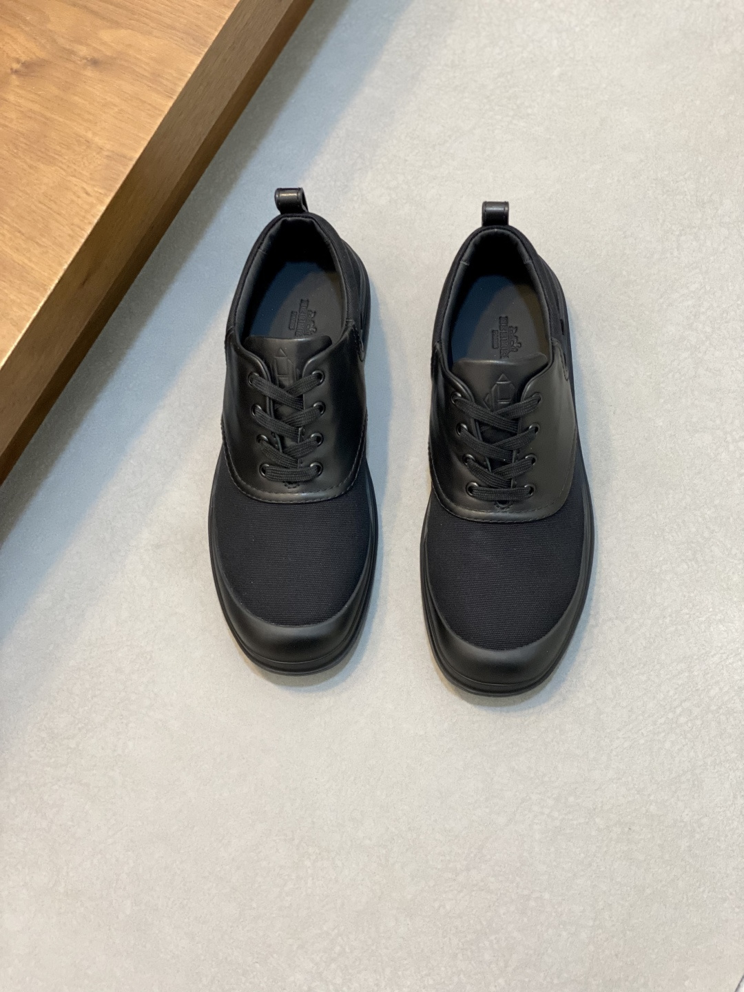 NO:338557,H counter new men's casual loafers, the fabric is made of Korean imported linen and comfortable material spliced ​​calfskin, lightweight EVA original outsole, Labang last method to create a very light, vibrant and fashionable style!  Size38-44 (45 46 customized), Hermes casual shoes, hermes, loafers, cowhide19860909H专柜新款男士休闲乐福鞋,面料采用韩国进口麻布舒适材质拼接小牛皮,轻质EVA原版大底,拉邦套楦做法 打造非常轻盈活力时尚风格！ Size38-44（45 46定做）,爱马仕 休闲鞋,hermes,loafers,cowhide,Men's shoes