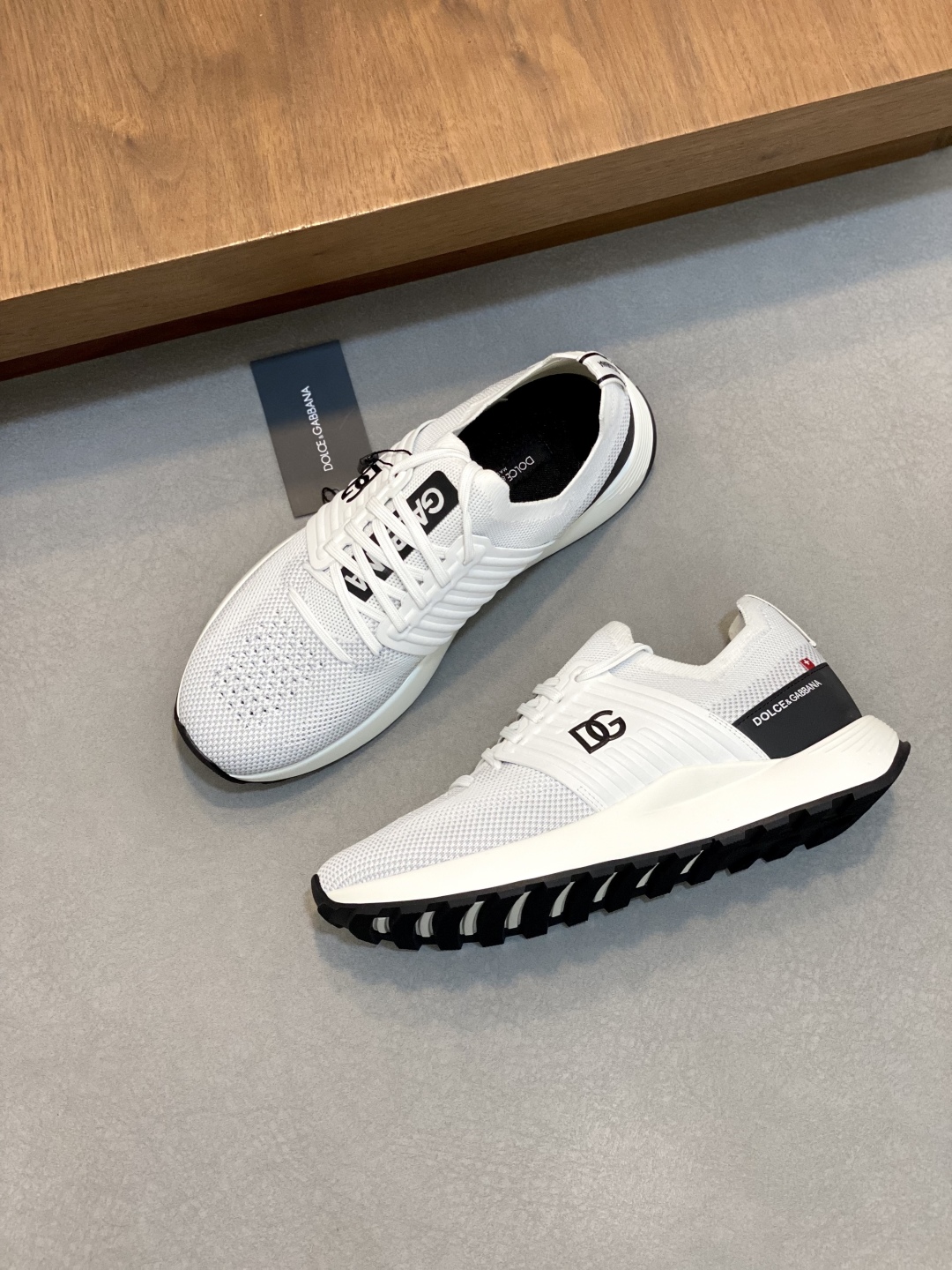 --Nuevo--Dolce&Gabbana--DG de gama alta de los hombres zapatos deportivo-casual. Mostrador superior 