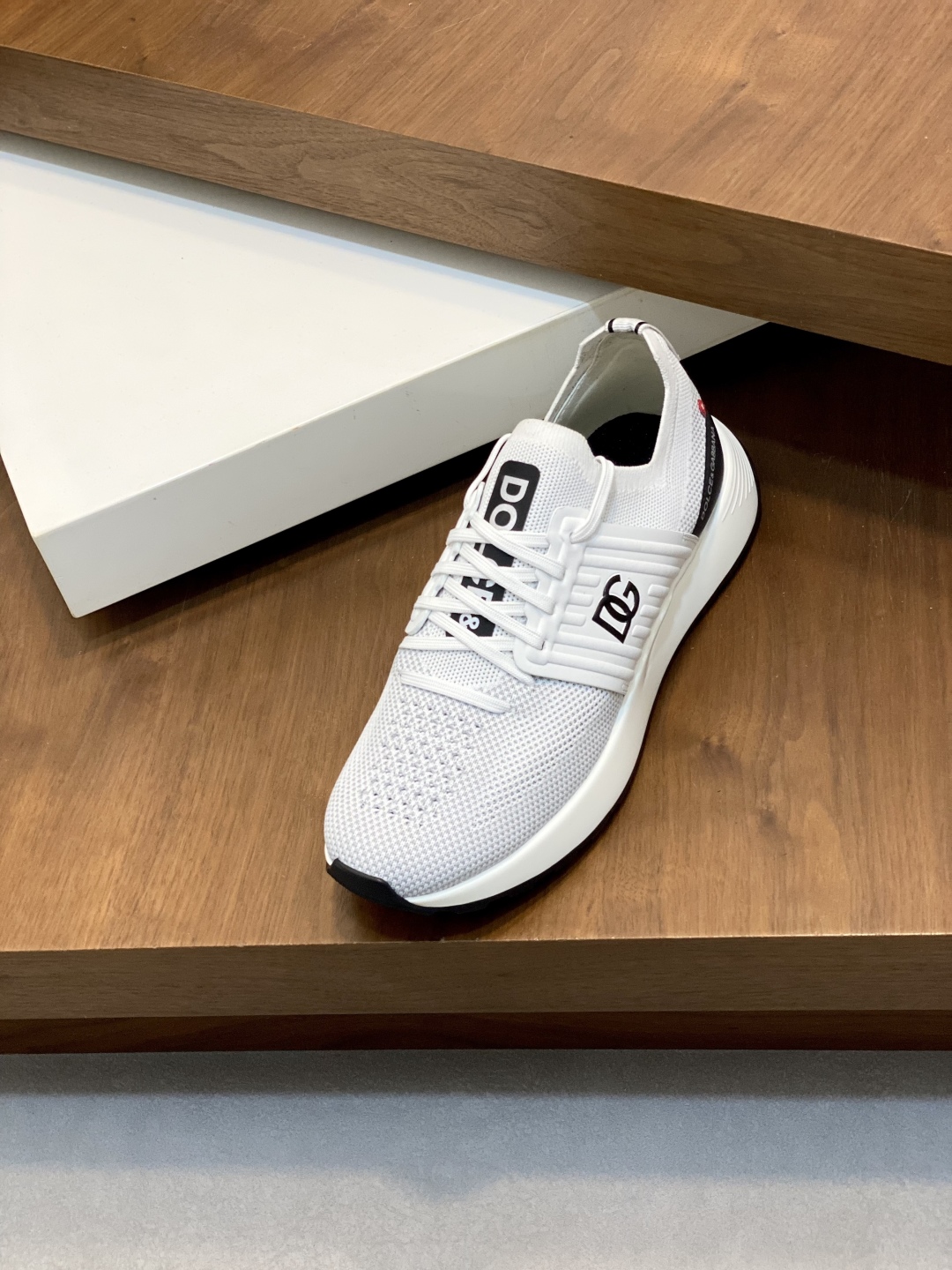 --Nuevo--Dolce&Gabbana--DG de gama alta de los hombres zapatos deportivo-casual. Mostrador superior 