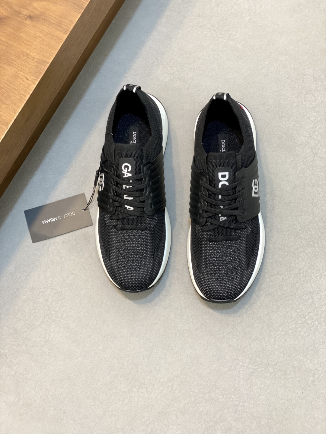--Nuevo--Dolce&Gabbana--DG de gama alta de los hombres zapatos deportivo-casual. Mostrador superior 