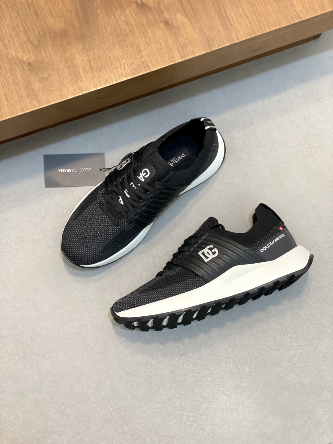 --Nuevo--Dolce&Gabbana--DG de gama alta de los hombres zapatos deportivo-casual. Mostrador superior 