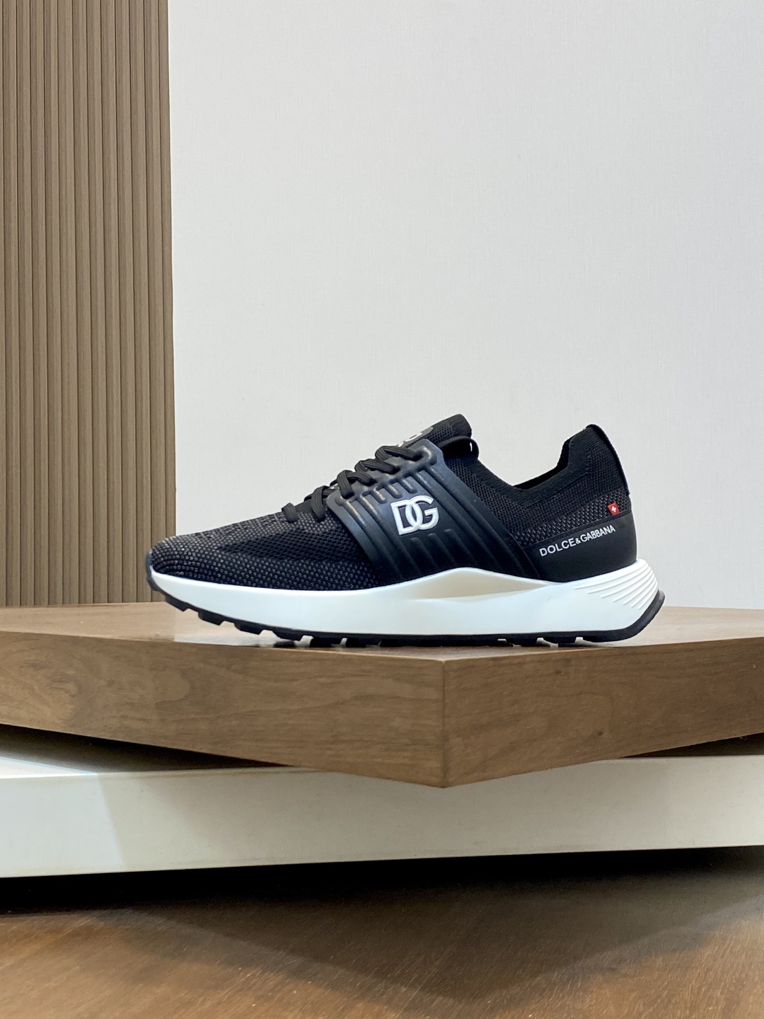 --Nuevo--Dolce&Gabbana--DG de gama alta de los hombres zapatos deportivo-casual. Mostrador superior 