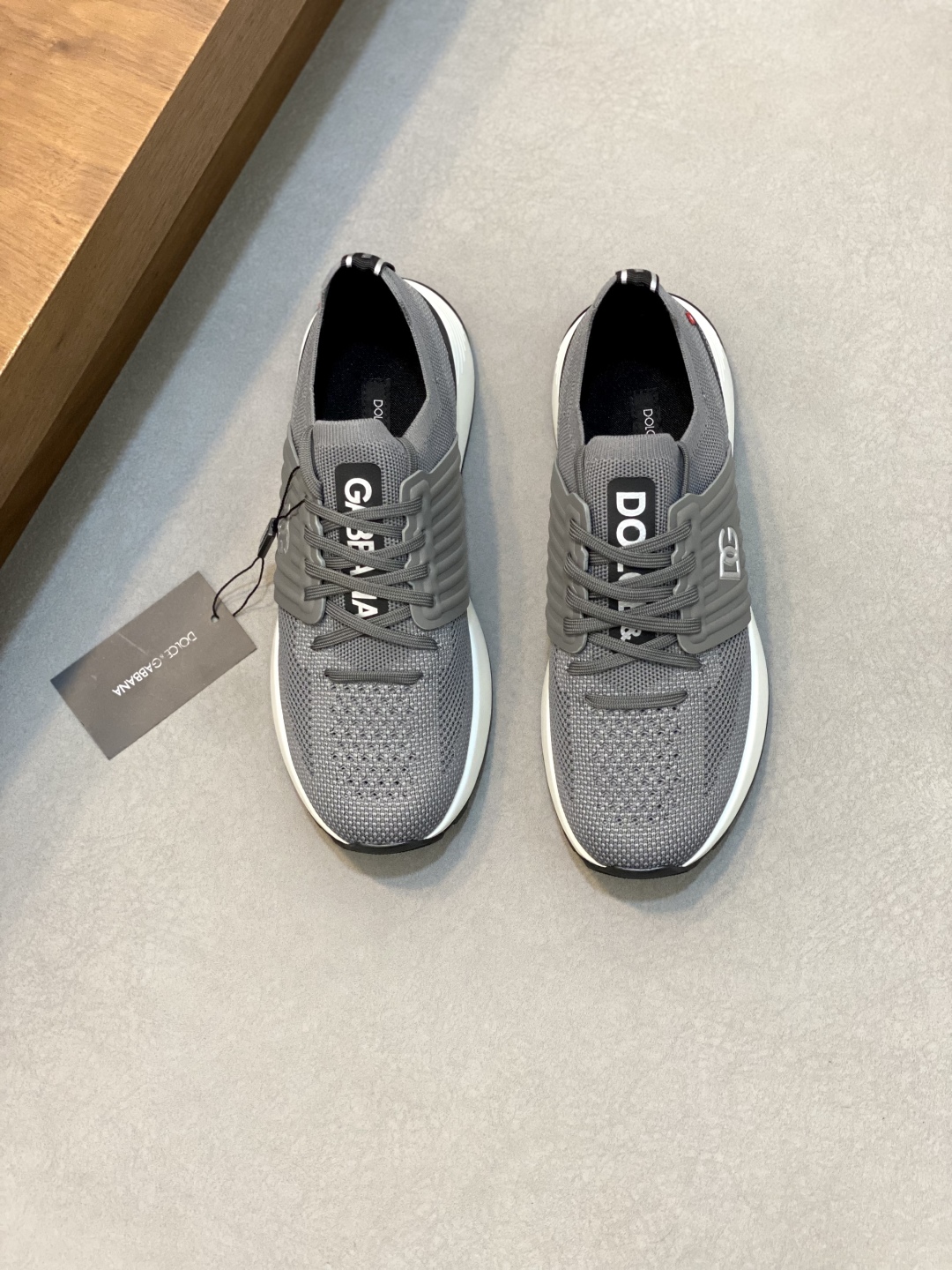 --Nuevo--Dolce&Gabbana--DG de gama alta de los hombres zapatos deportivo-casual. Mostrador superior 
