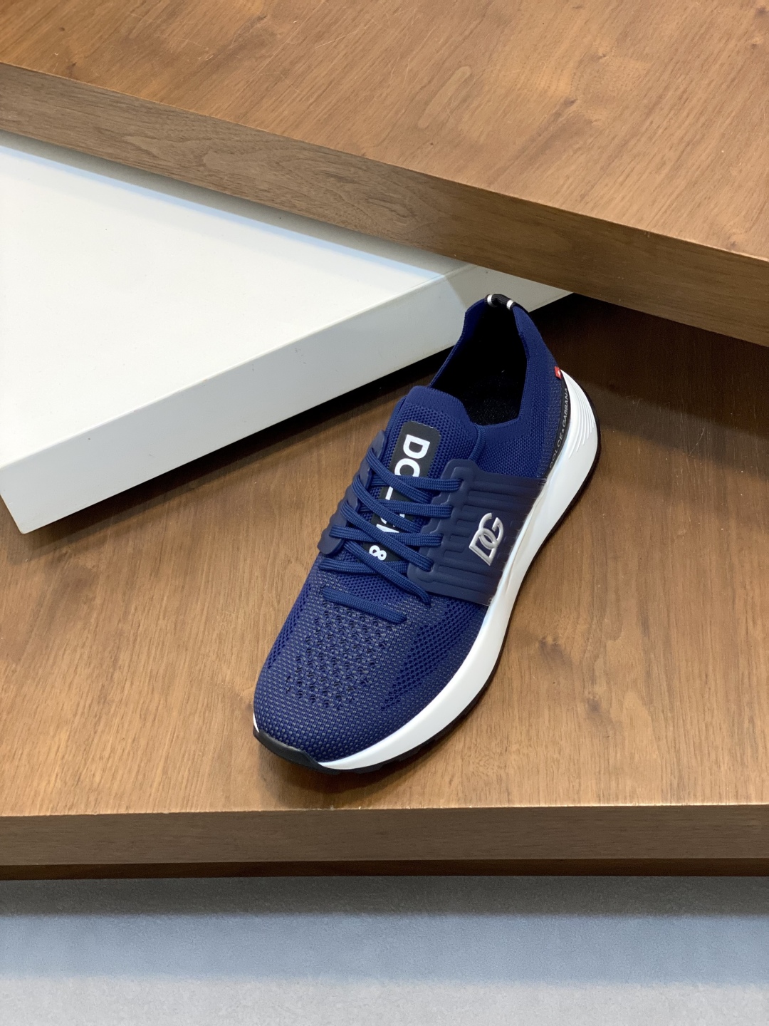 --Nuevo--Dolce&Gabbana--DG de gama alta de los hombres zapatos deportivo-casual. Mostrador superior 