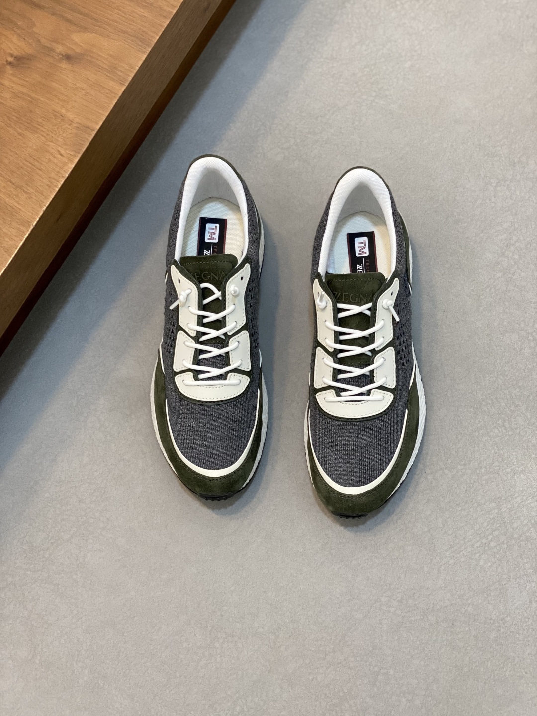 ZZegna/Zegna actualización única original Piuma en italiano se refiere a la 