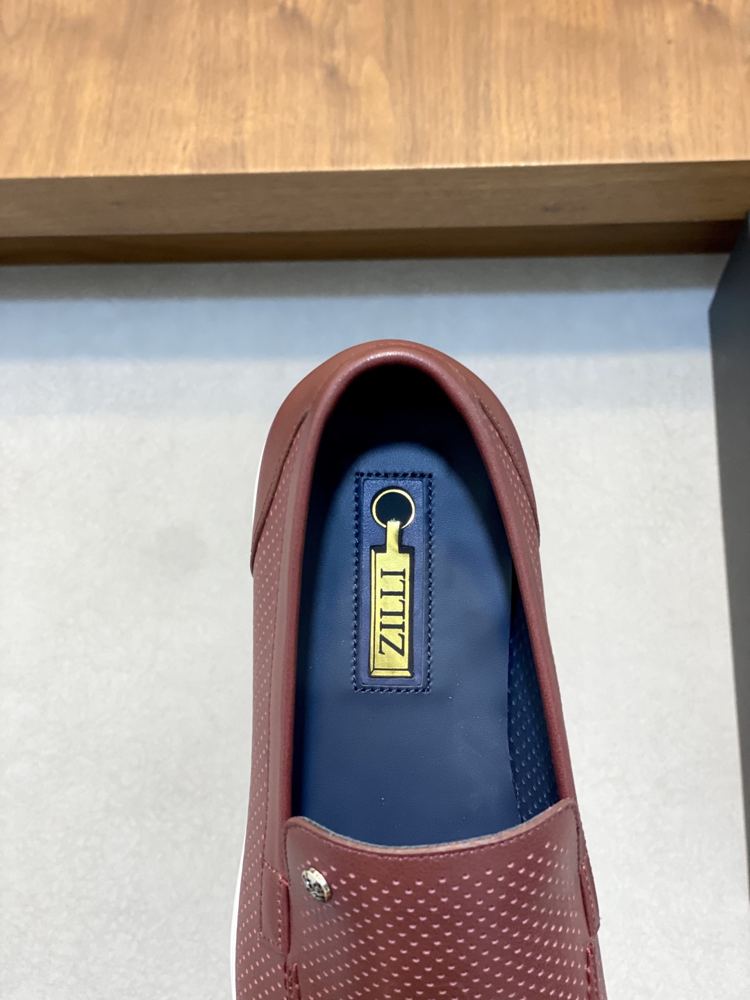 ZILLI Zapatos franceses de lujo para hombre ZILLI La sencillez está en el ojo del que mira. ‼Dios y 