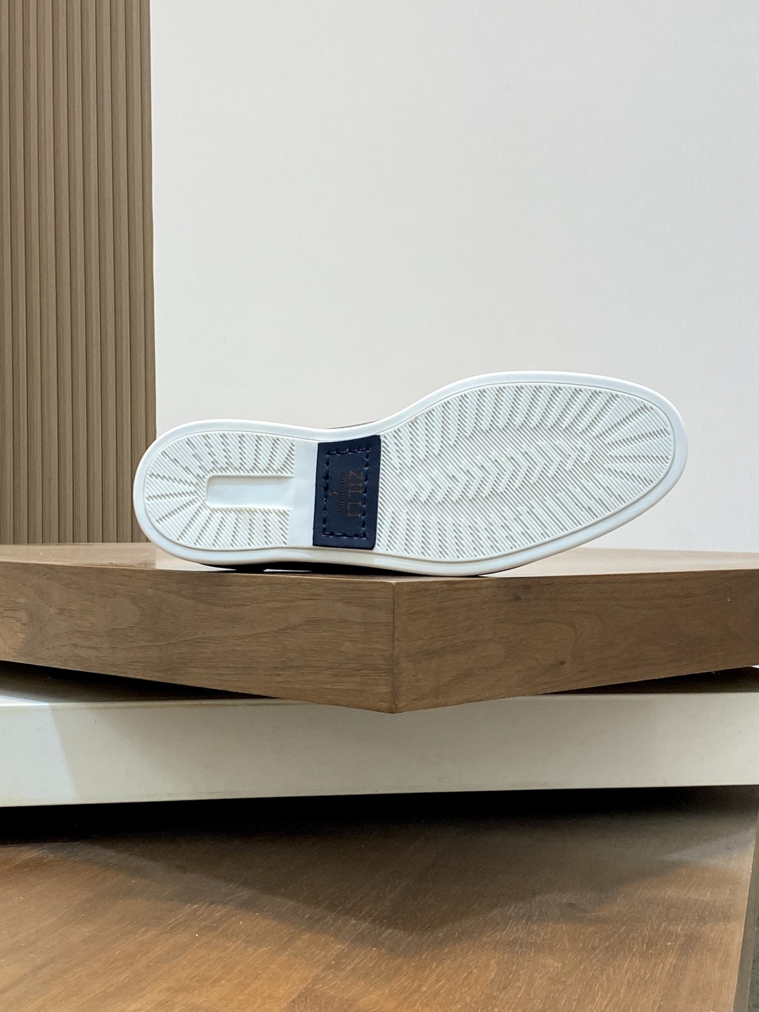 ZILLI Zapatos franceses de lujo para hombre ZILLI La sencillez está en el ojo del que mira. ‼Dios y 