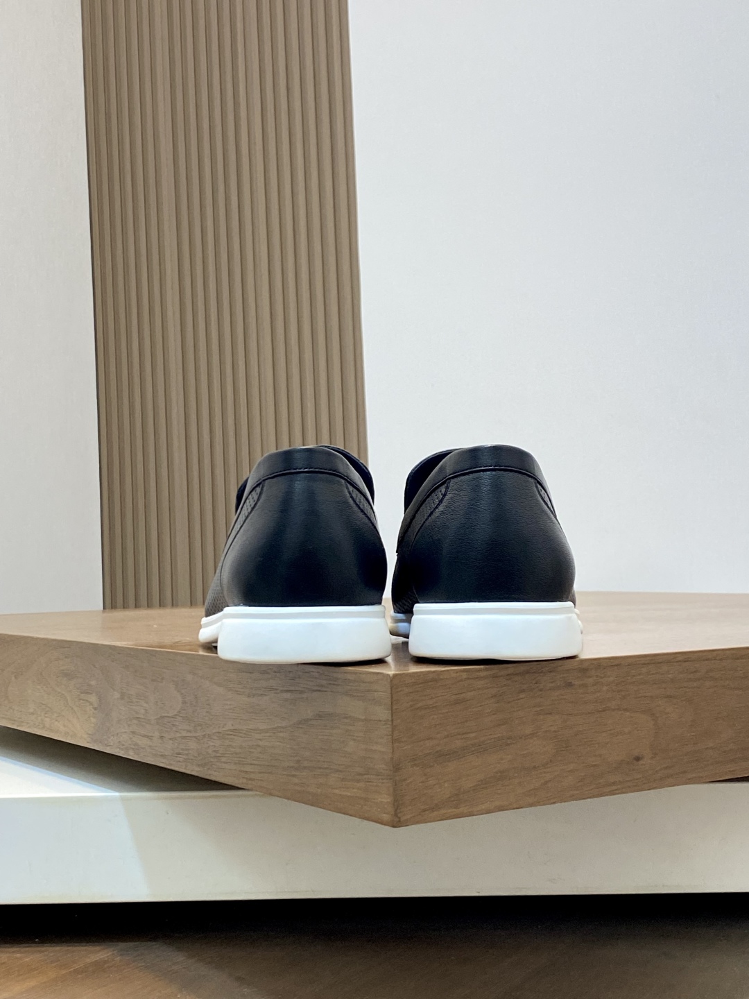 ZILLI Zapatos franceses de lujo para hombre ZILLI La sencillez está en el ojo del que mira. ‼Dios y 