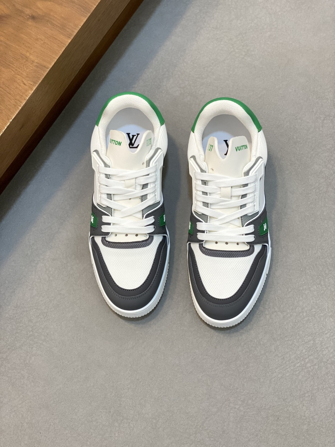 NO:341415,Brand LOUIS VUITTON original color matching code number 39-44 customized 38.45 price Material new Louis Vuitton men's casual shoes!  High-quality Labon craft upper is made of cowhide with original material LV Comfortable breathable mesh cloth Neli mesh cloth footbed style Simple and atmospheric LV original outsole, Louis Vuitton, louis vuitton, louis vuitton, louis vuitton, louis vuitton, cowhide19860909品牌LOUIS VUITTON 颜色原版配色 码数39-44定做38.45 价格 材质路易威登新款 男士 休闲鞋！高品质拉邦工艺鞋面采用牛皮搭配原版材质LV 舒适透气网布内里网布垫脚版型时尚 简单大气LV原版大底,路易威登,louis vuitton,louis vuitton,louis vuitton,cowhide,Men's shoes