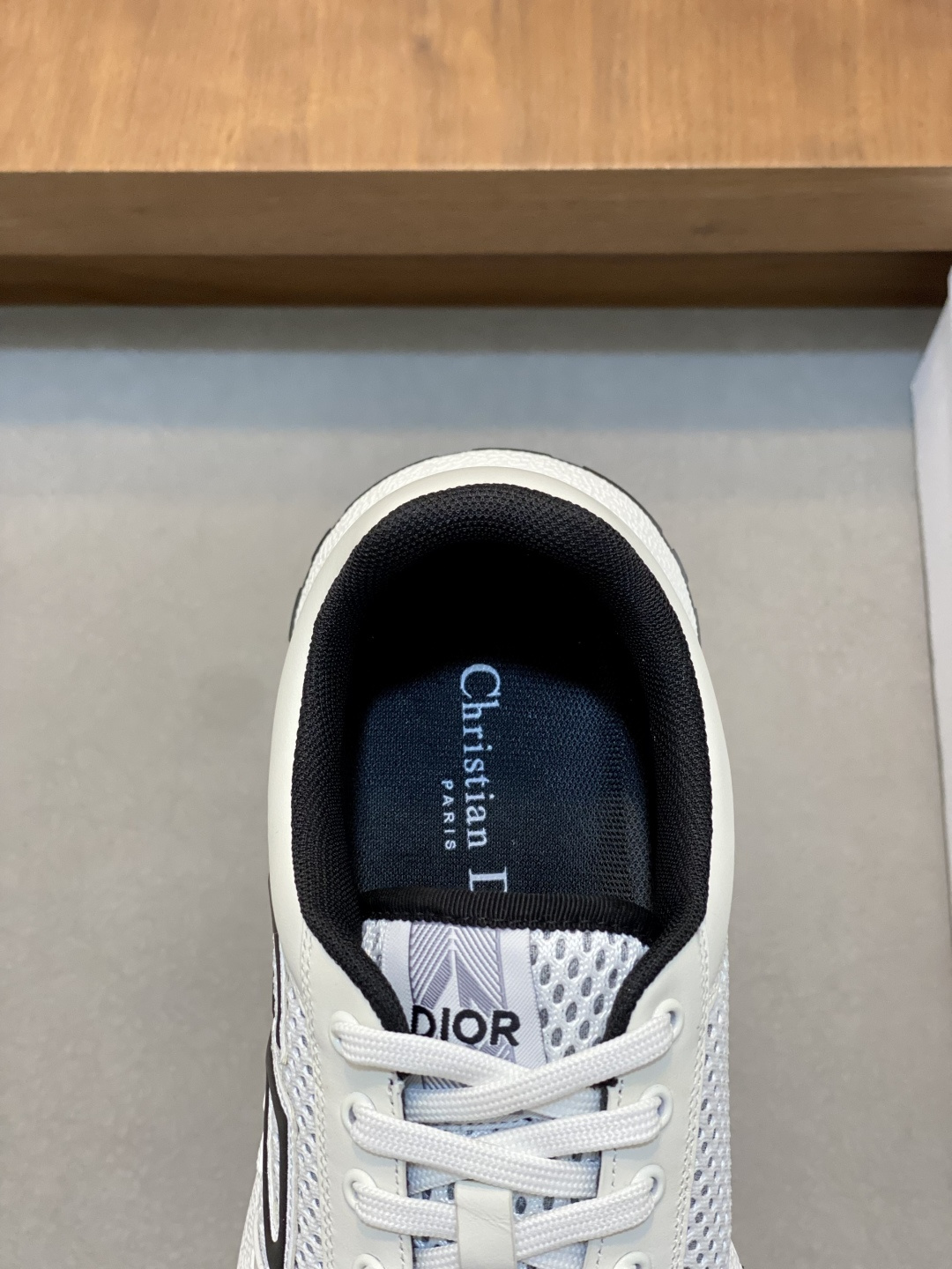 Dior Style Men's Shoes style reference detail image 7 from source 782371