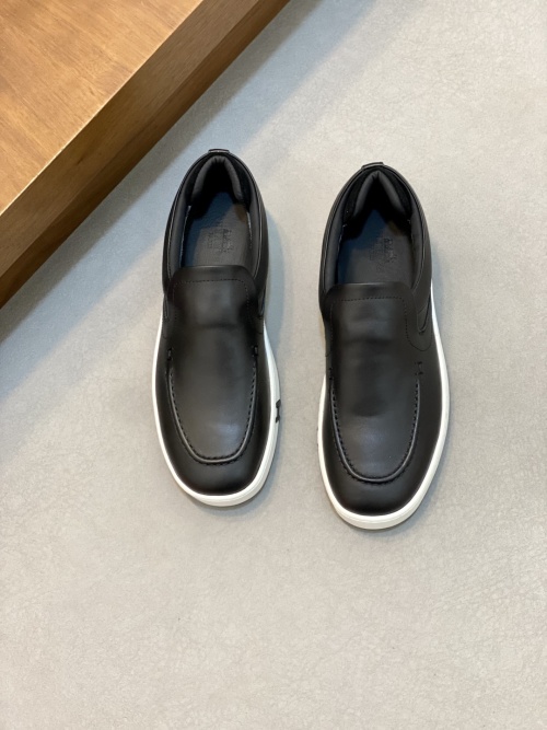 HHermesKiddy Black Leather Slip-On Sneakers with Signature 'H' Detail 44 HHermesKiddy Black Leather Slip-On Sneakers with Signature 'H' Detail