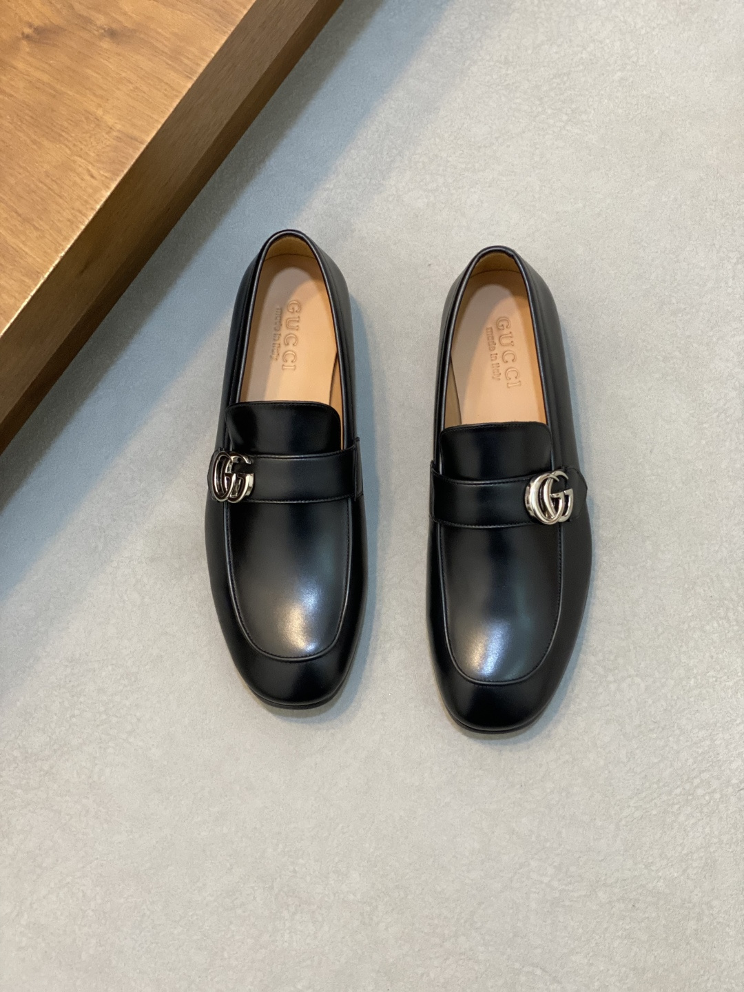 NO:341561,GUCC*—Guqi Original single quality. Original leather outsole series. The counter is released simultaneously. The upper is made of original cowhide with original hardware accessories; 