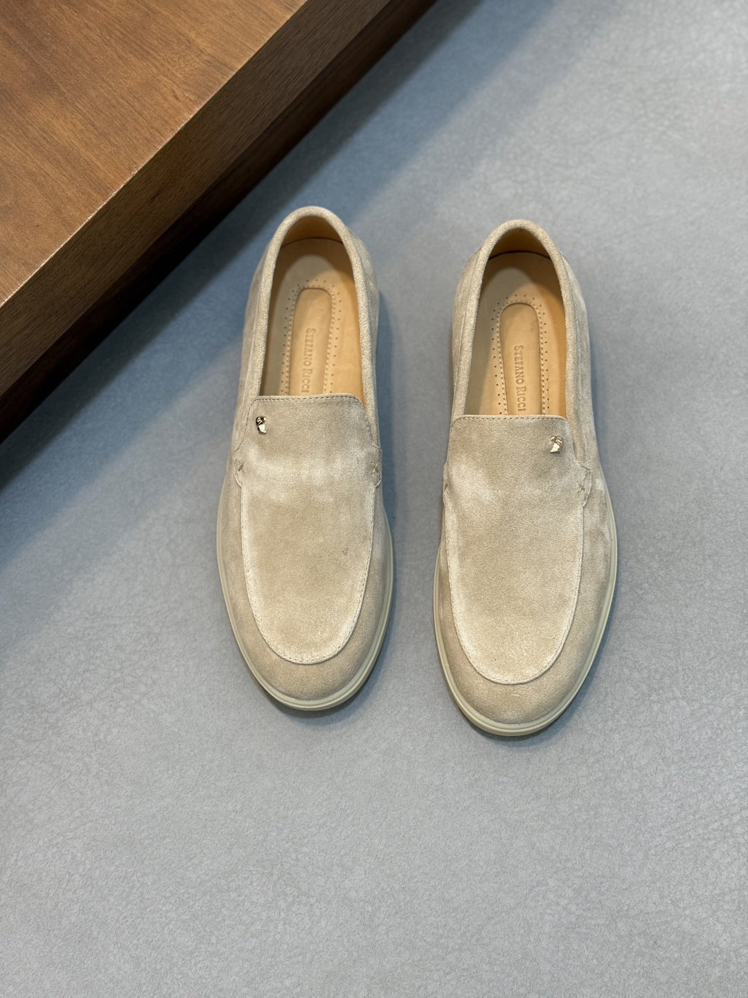 NO:552732,Stefano Ricci high-end men's formal casual leather shoes｜High-end atmosphere｜Private mold customization original brand hardware buckle decoration｜Calf leather breathable lining｜Original rubber outsole Size39-46 (.45.46 customized), Stefano-casual shoes, cowhide19860909Stefano Ricci史蒂芬劳·尼治高端男士正装休闲皮鞋｜高端大气｜私家开模定制原版品牌五金扣装饰｜小牛皮透气内里｜原版橡胶大底 Size39-46（.45.46定做）,史蒂芬-休闲鞋,cowhide,Men's shoes